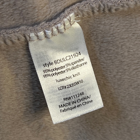 Barefoot Dreams Luxechic Hooded Robe - M/L - taupe luxury soft unisex cozy - Picture 12 of 14